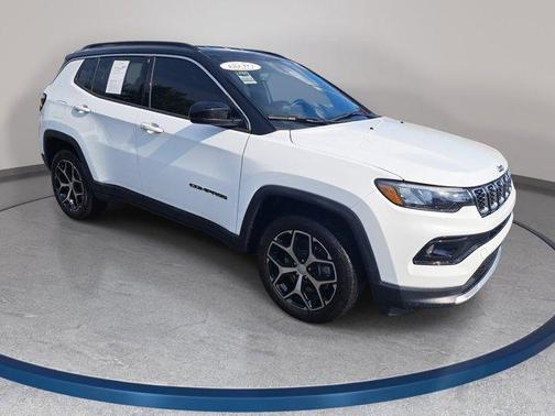 Bright White Clearcoat 2024 Jeep Compass Limited