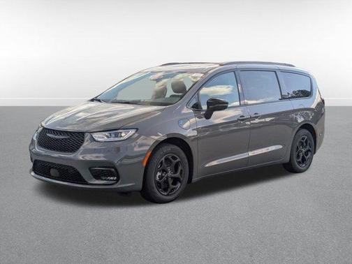 2025 Chrysler Pacifica Hybrid Select