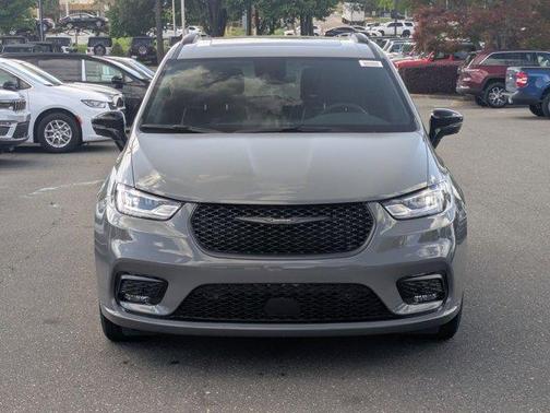 2025 Chrysler Pacifica Hybrid Select