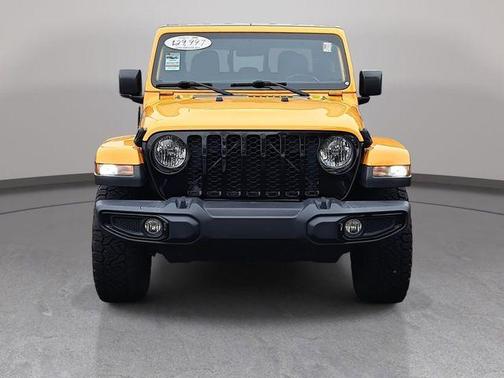 2021 Jeep Gladiator Sport