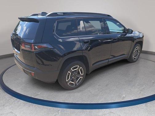 Diamond Black 2026 Jeep Cherokee LAREDO/LIMITED