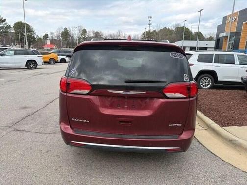 2018 Chrysler Pacifica Limited
