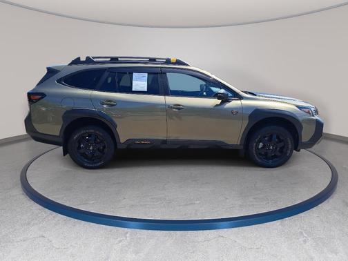 Autumn Green Metallic 2024 Subaru Outback Wilderness