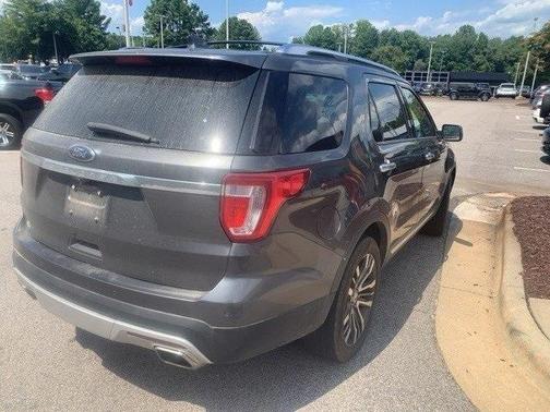 2017 Ford Explorer Platinum