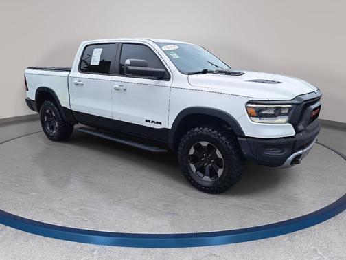 Bright White Clearcoat 2019 RAM 1500 Rebel