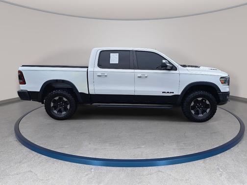 Bright White Clearcoat 2019 RAM 1500 Rebel