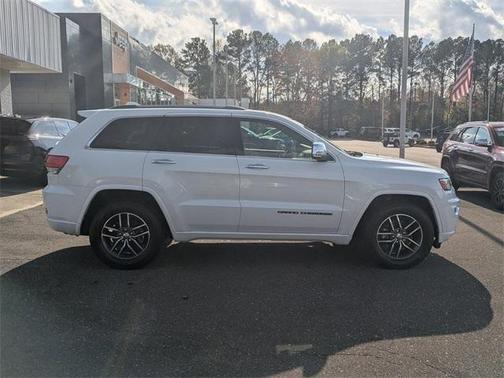 2020 Jeep Grand Cherokee Overland