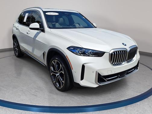 Mineral White Metallic 2025 BMW X5 sDrive40i