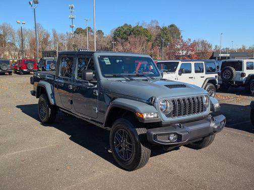 2026 Jeep Gladiator Sport