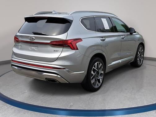 Shimmering Silver 2023 Hyundai SANTA FE Calligraphy