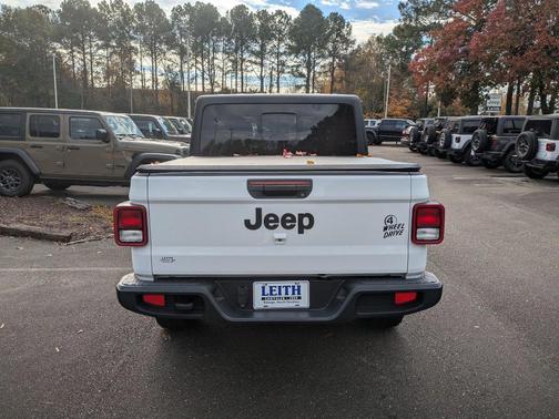 2021 Jeep Gladiator Sport