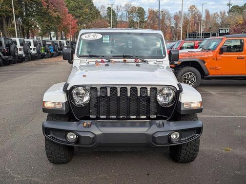 2021 Jeep Gladiator Sport