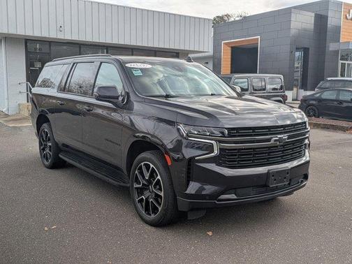 2022 Chevrolet Suburban RST