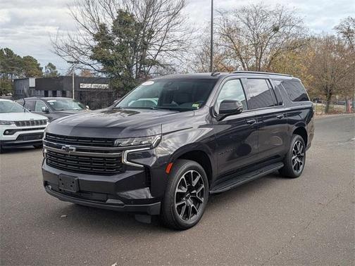 2022 Chevrolet Suburban RST