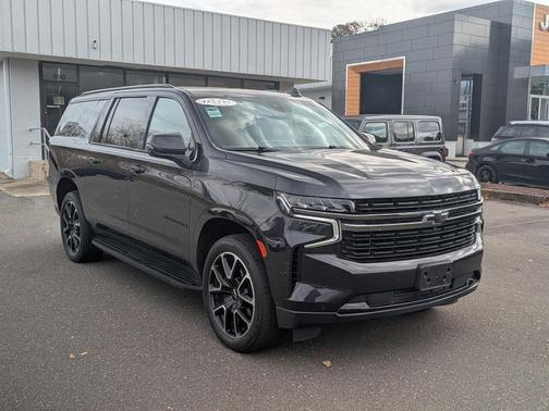 2022 Chevrolet Suburban RST