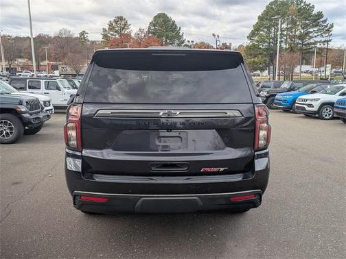 2022 Chevrolet Suburban RST