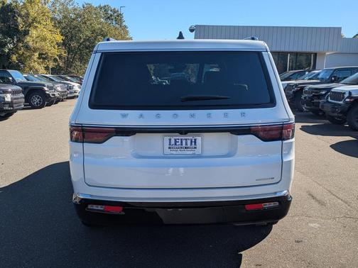 2024 Jeep Wagoneer Series II