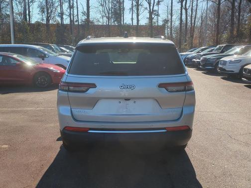 2024 Jeep Grand Cherokee L Laredo