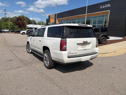2017 GMC Yukon XL SLT