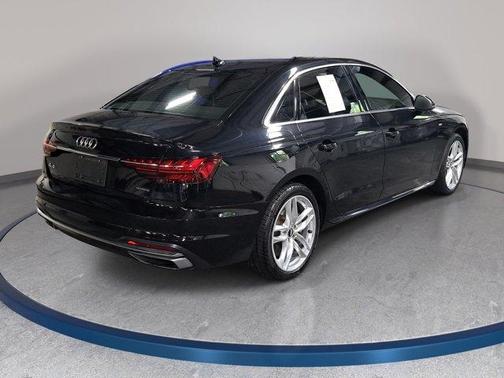 Mythos Black Metallic 2020 Audi A4 45 Premium