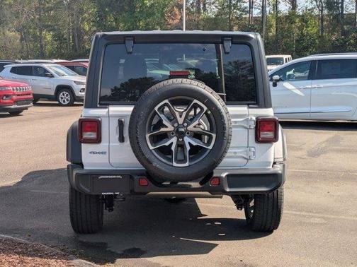 2025 Jeep Wrangler 4xe Sport