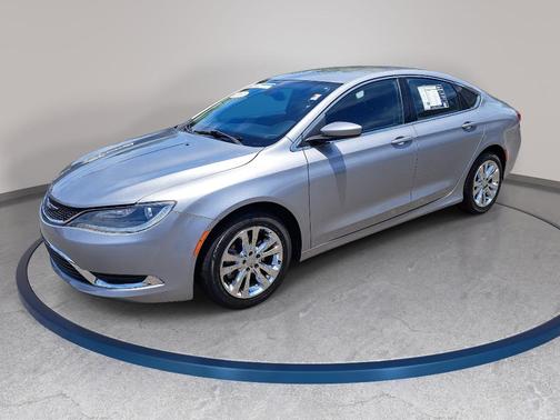 Billet Silver Metallic Clearcoat 2017 Chrysler 200 Limited