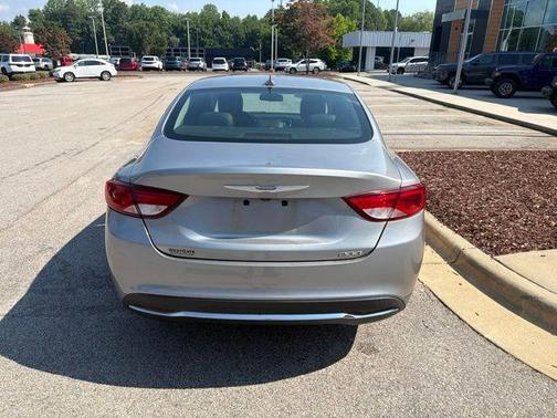 Billet Silver Metallic Clearcoat 2017 Chrysler 200 Limited