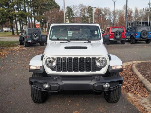 2026 Jeep Gladiator Sport