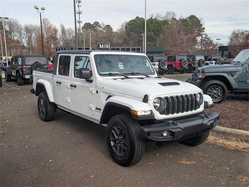 2026 Jeep Gladiator Sport