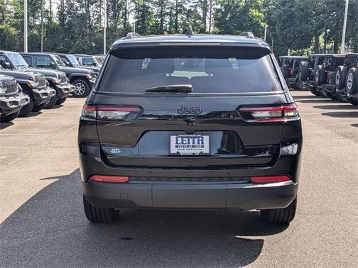 2024 Jeep Grand Cherokee L Laredo