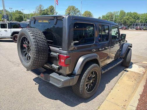 Granite Crystal Clearcoat Metallic 2020 Jeep Wrangler Unlimited Sahara