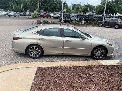 2021 Lexus ES 350 Base