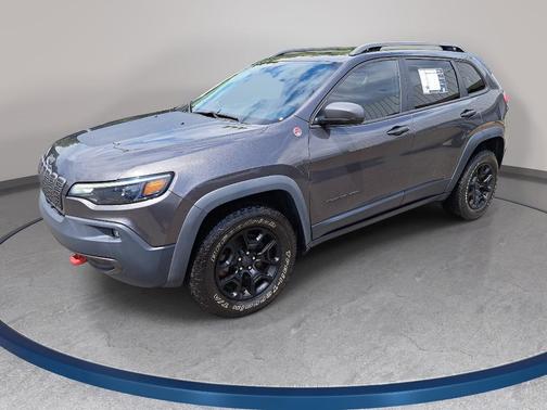 Granite Crystal Clearcoat Metallic 2019 Jeep Cherokee Trailhawk
