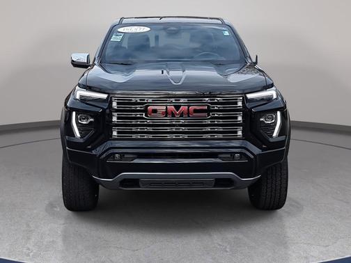 2025 GMC Canyon Denali