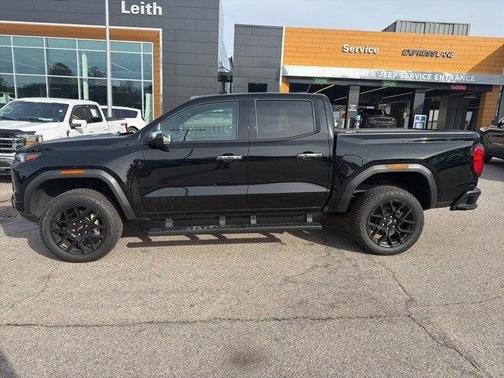 2025 GMC Canyon Denali