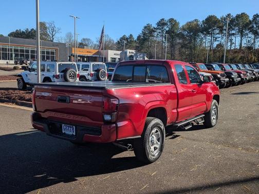 2018 Toyota Tacoma SR