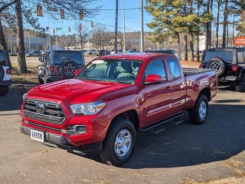 2018 Toyota Tacoma SR