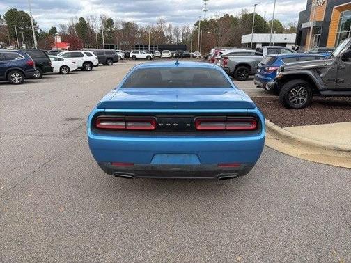 2016 Dodge Challenger SXT