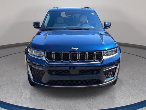Fathom Blue Pearlcoat 2027 Jeep Grand Cherokee Limited