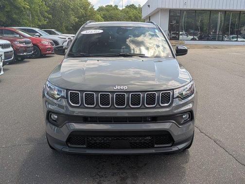 2024 Jeep Compass Latitude Lux