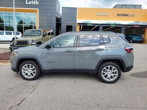 2024 Jeep Compass Latitude Lux