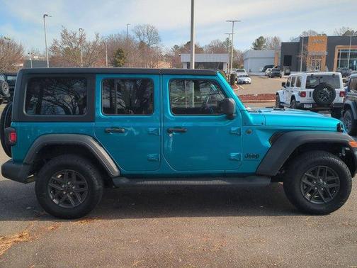 2024 Jeep Wrangler Sport