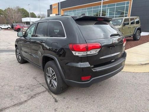 2020 Jeep Grand Cherokee Laredo E