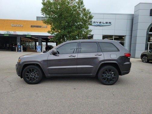 2020 Jeep Grand Cherokee Altitude