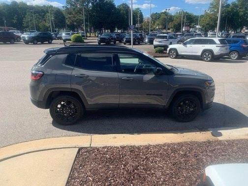 2023 Jeep Compass Altitude