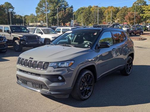 2023 Jeep Compass Altitude