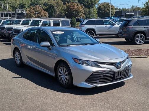 2020 Toyota Camry Hybrid LE