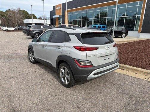 2023 Hyundai KONA SEL