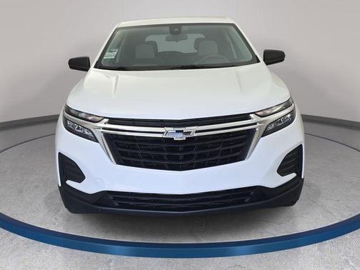 Summit White 2022 Chevrolet Equinox LS