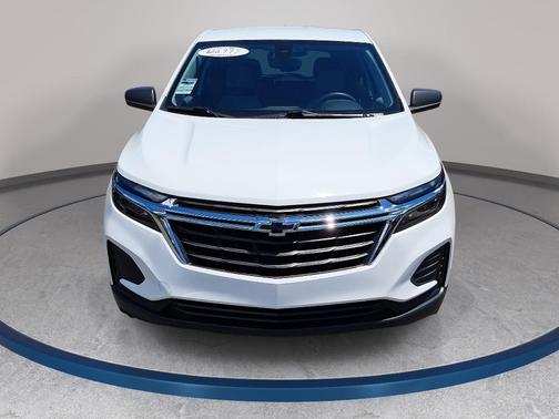 Summit White 2022 Chevrolet Equinox LS